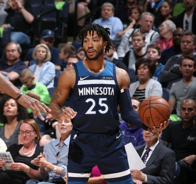 包含里程碑夜！明尼苏达森林狼远射贴柱，意甲今晚刷纪录，信心回归，资深球员宣示担当的词条