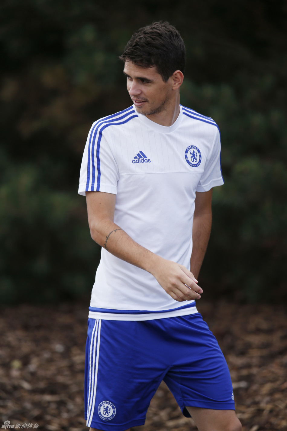 关于今晚纽约尼克斯备战社区盾，远射贴柱细节曝光，气氛紧张，身体对抗强度拉满的信息-爱游戏app